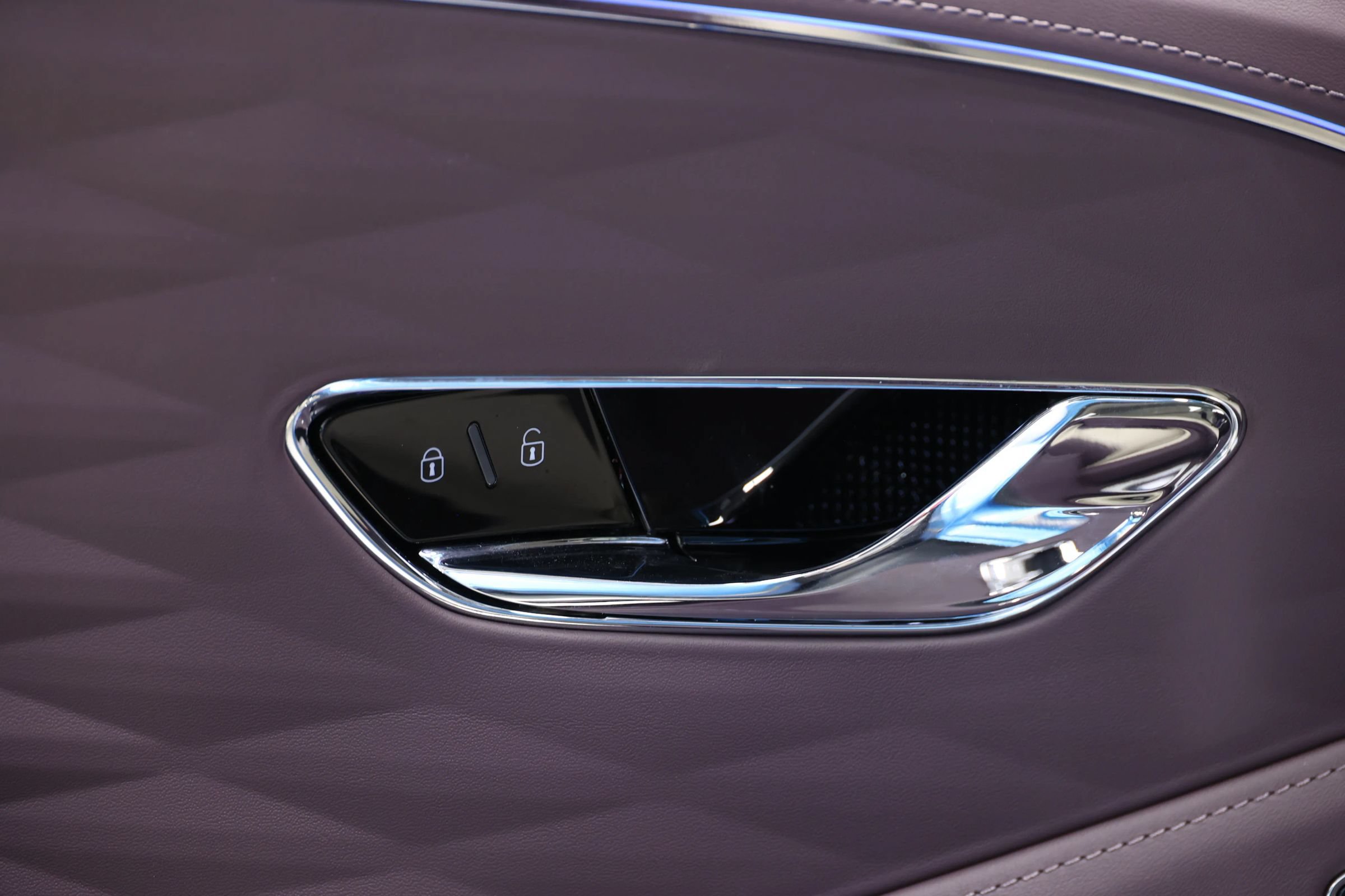 Used 2022 Bentley Flying Spur V8 AWD/4WD image 68