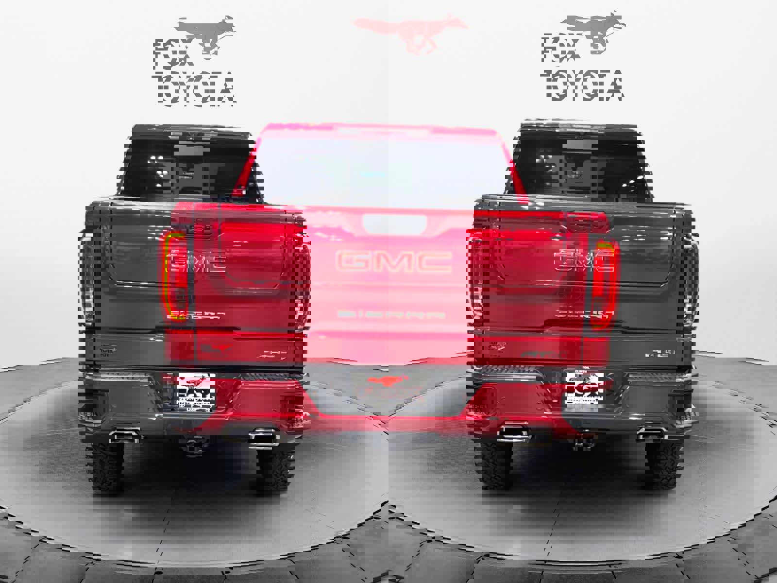 Used 2021 GMC Sierra 1500 AT4 w/ AT4 Value Package image 4