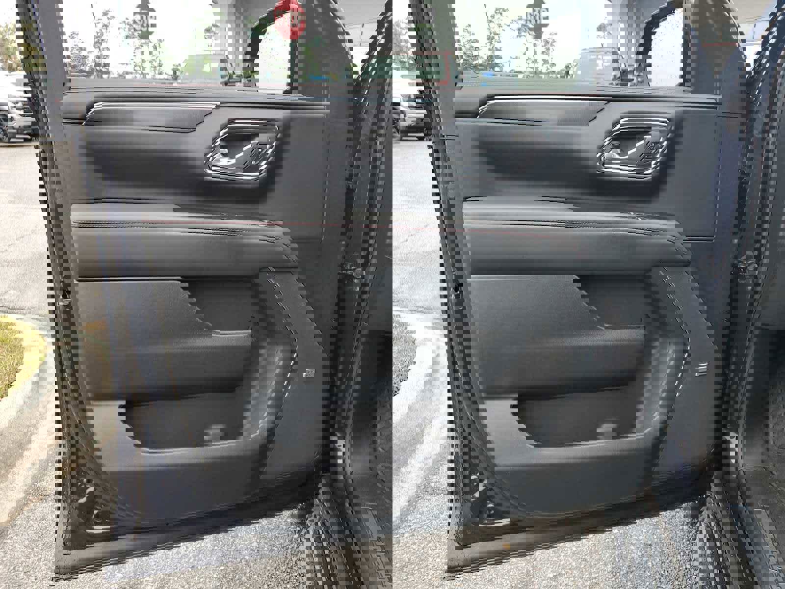 Certified 2024 Chevrolet Tahoe RST w/ Luxury Package image 16