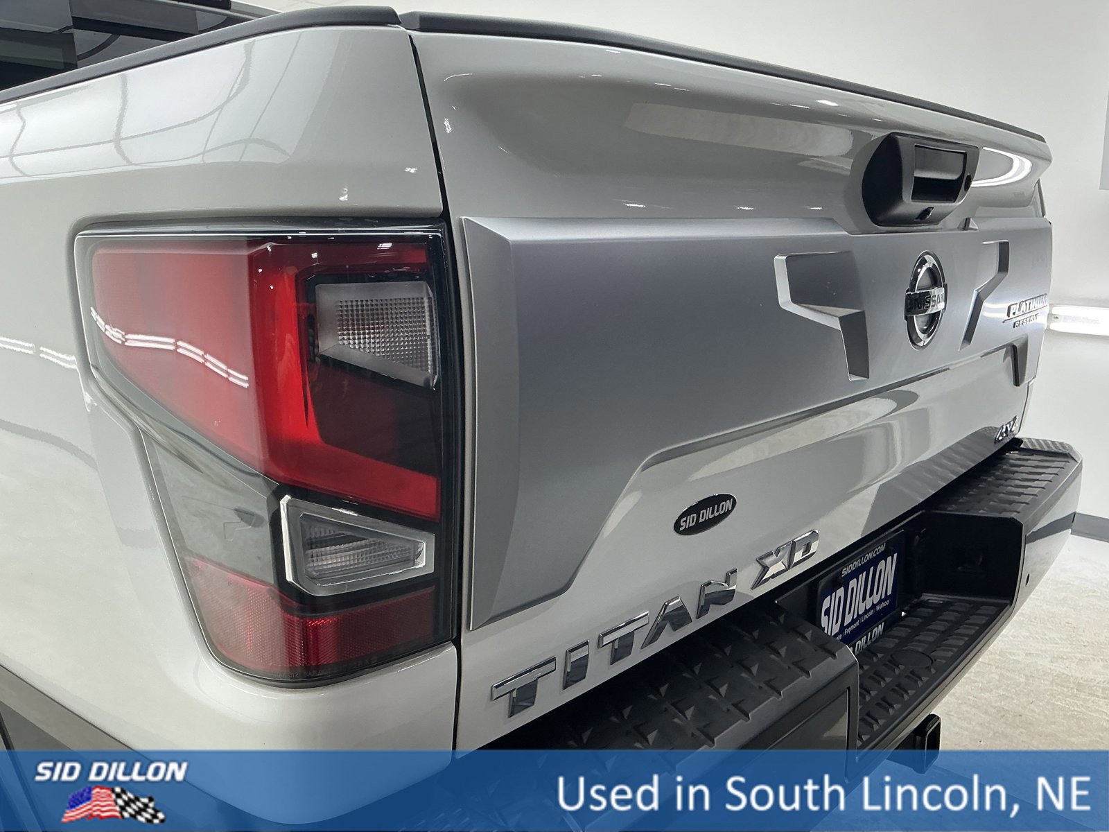 Used 2022 Nissan Titan Platinum Reserve w/ Moonroof Package image 22