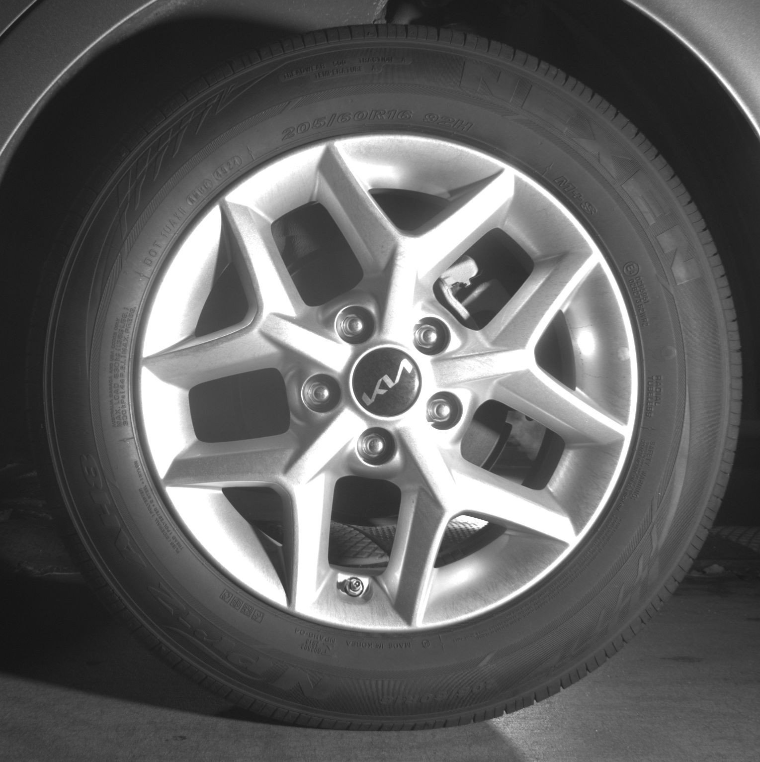 Used 2025 Kia Soul LX w/ LX Technology Package FWD image 14