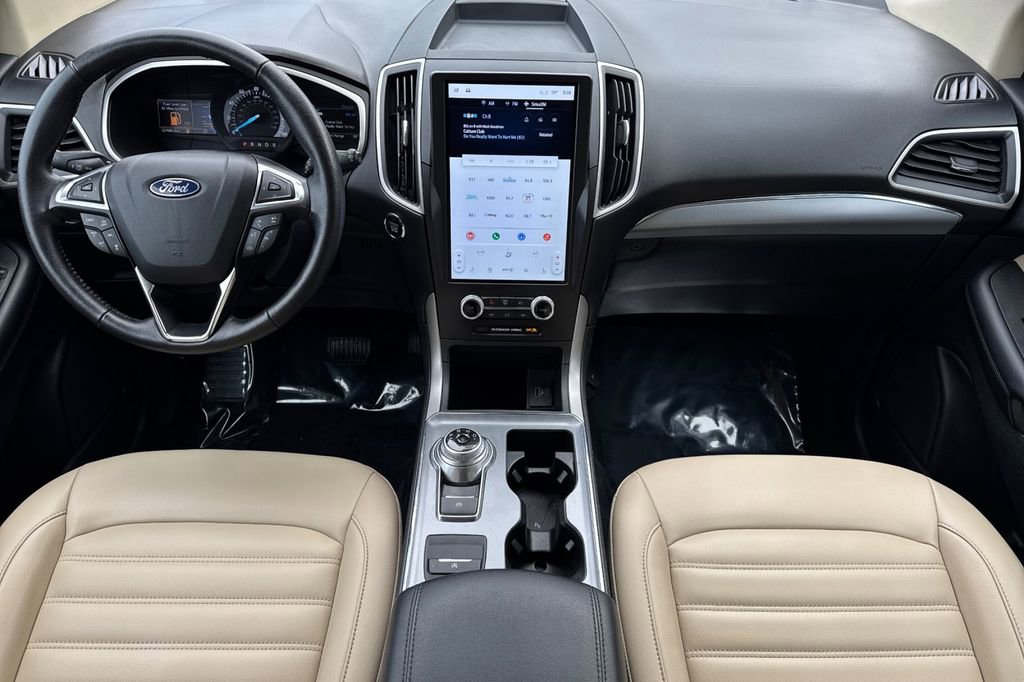 Used 2021 Ford Edge SEL w/ Convenience Package FWD image 4