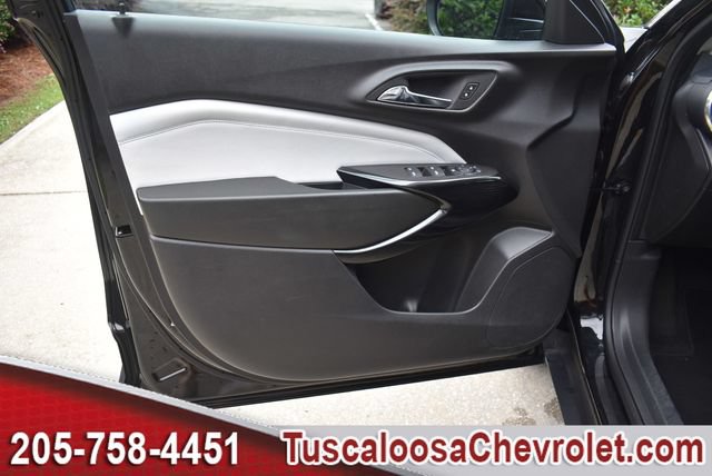 Certified 2025 Chevrolet Trax LT FWD image 16