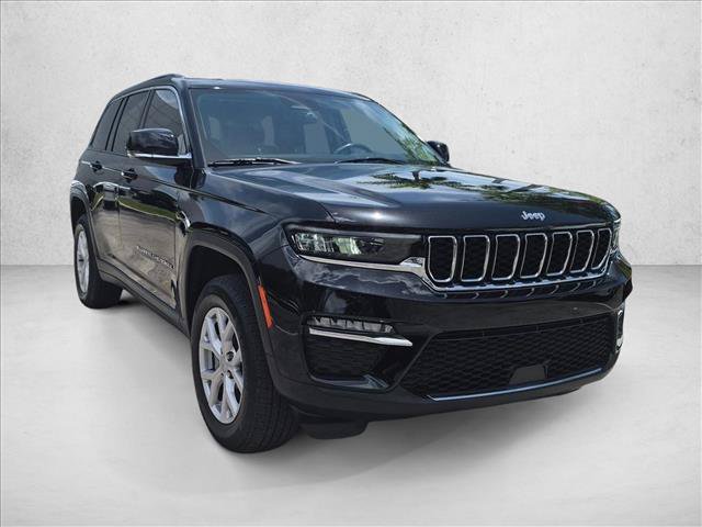 Used 2022 Jeep Grand Cherokee Limited AWD/4WD image 3