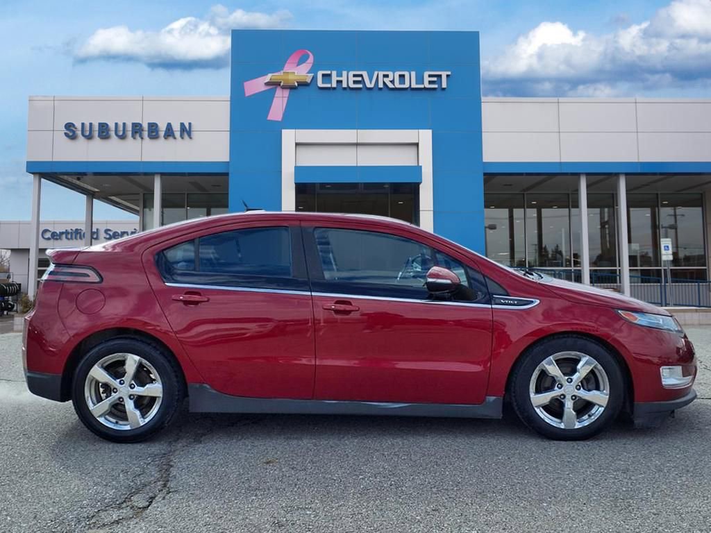 Used 2014 Chevrolet Volt w/ Enhanced Safety Package 1 image 4