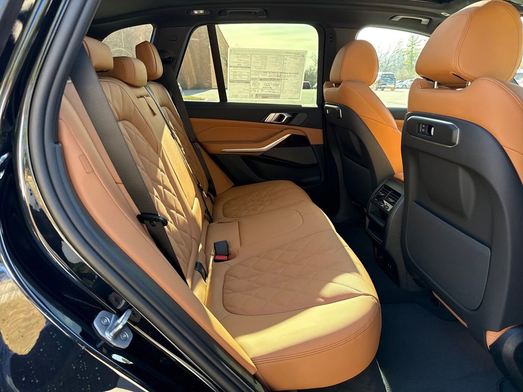 New 2026 BMW X5 xDrive50e w/ M Sport Package image 25