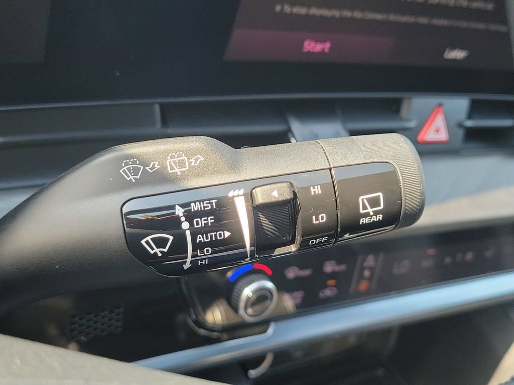 Certified 2024 Kia Sportage X-Pro AWD/4WD image 12