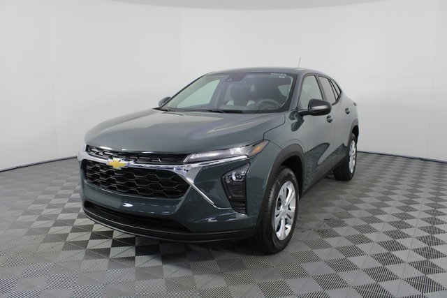 New 2026 Chevrolet Trax LS image 18