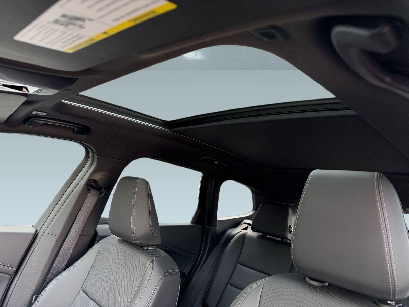 Certified 2025 BMW X1 xDrive28i image 15