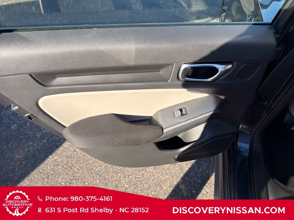 Used 2023 Honda Civic EX image 30