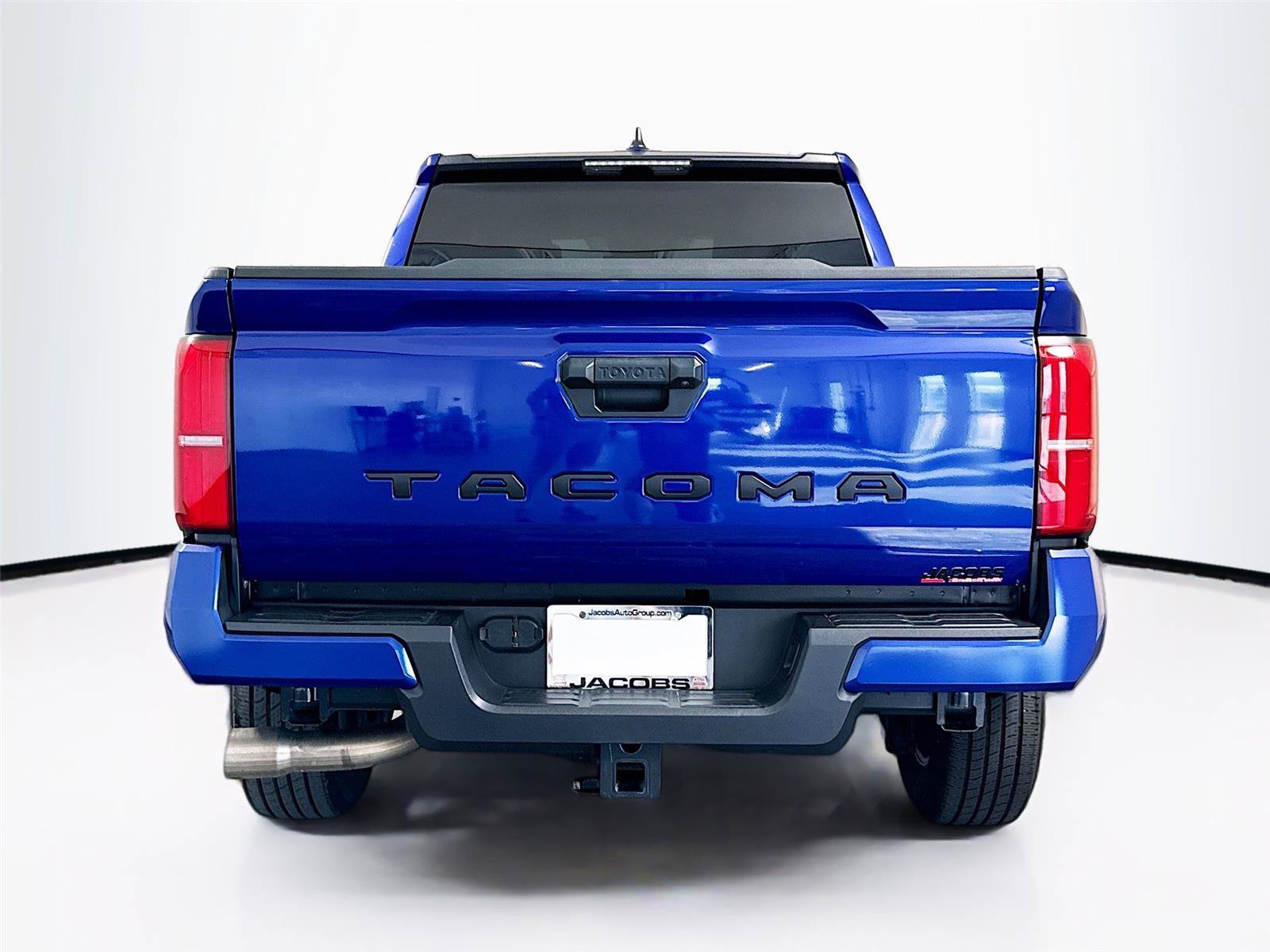 Used 2025 Toyota Tacoma SR5 RWD image 26