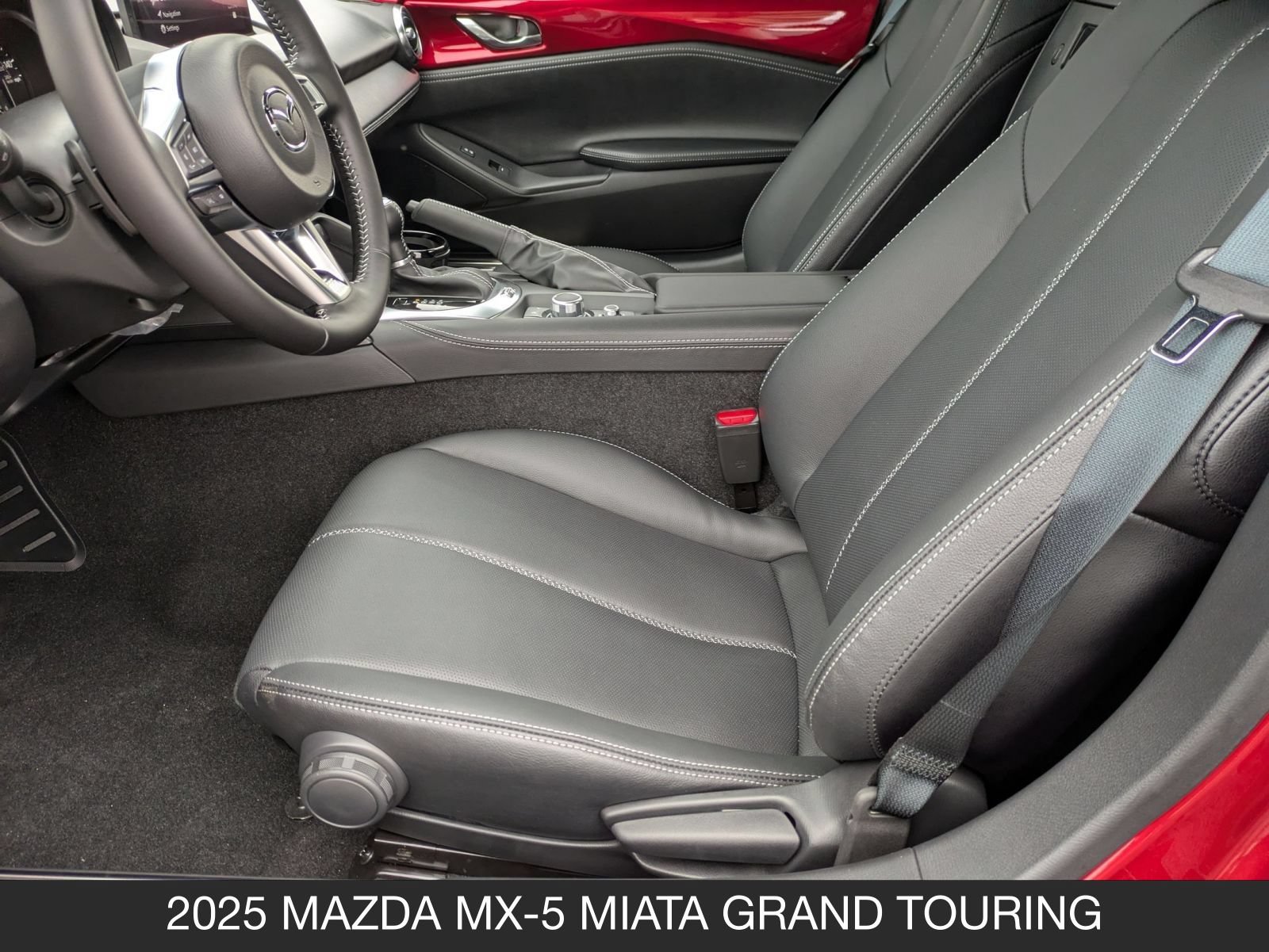 New 2025 MAZDA MX-5 Miata Grand Touring RWD image 17