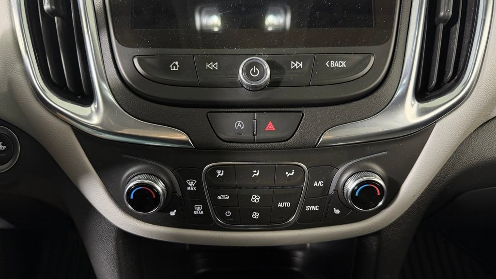 Used 2023 Chevrolet Equinox LT AWD/4WD image 23