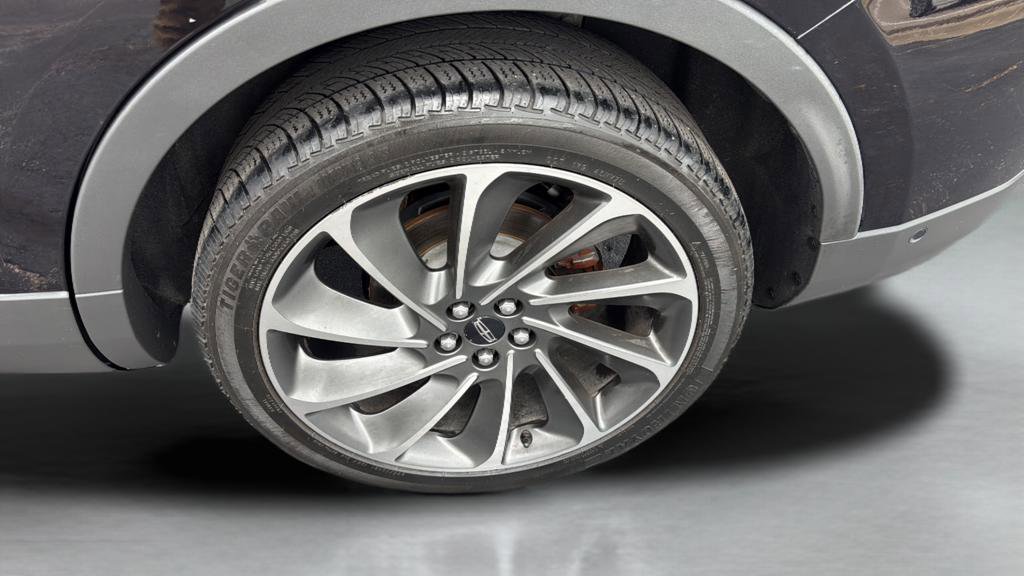 Used 2019 Lincoln Nautilus Reserve w/ Ultimate Package image 38