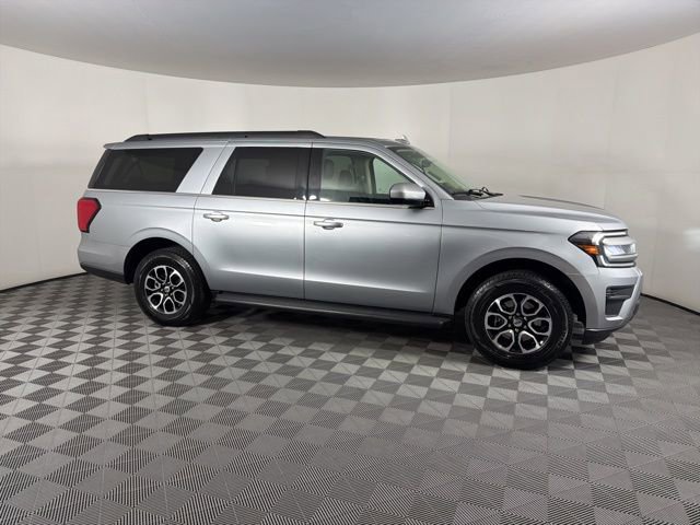 Used 2024 Ford Expedition Max XLT RWD image 6