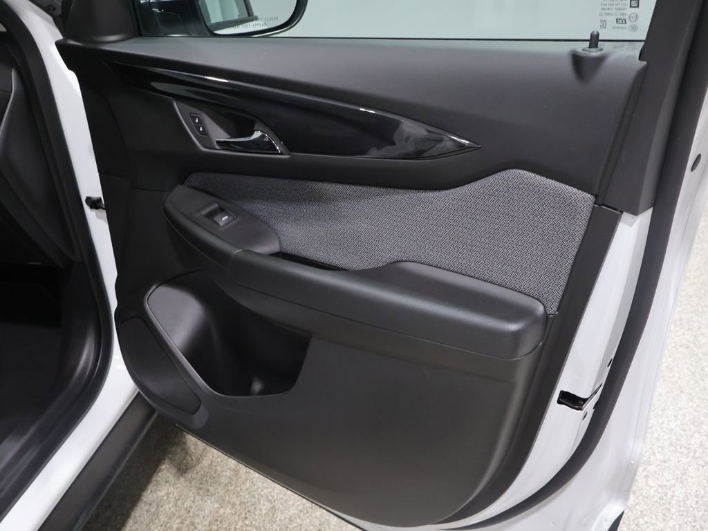 Used 2025 Chevrolet TrailBlazer LT image 25