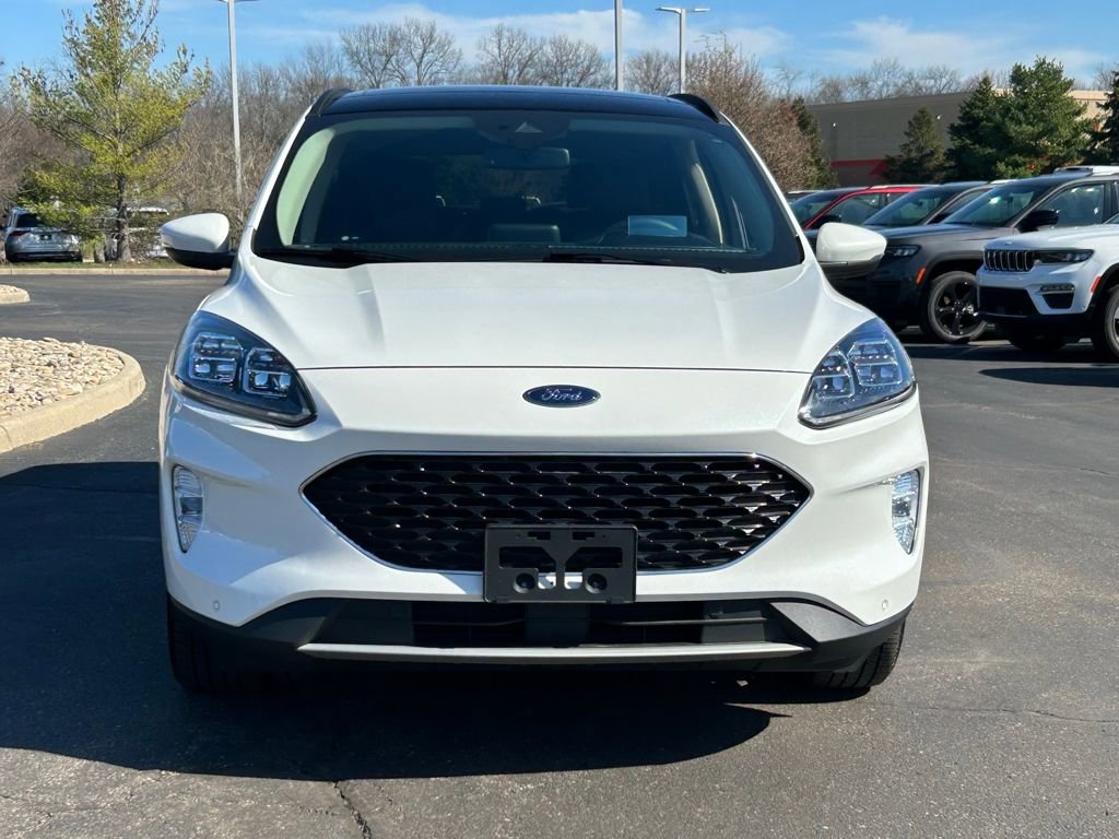 Used 2020 Ford Escape Titanium w/ Titanium Premium Package 2.0 image 2