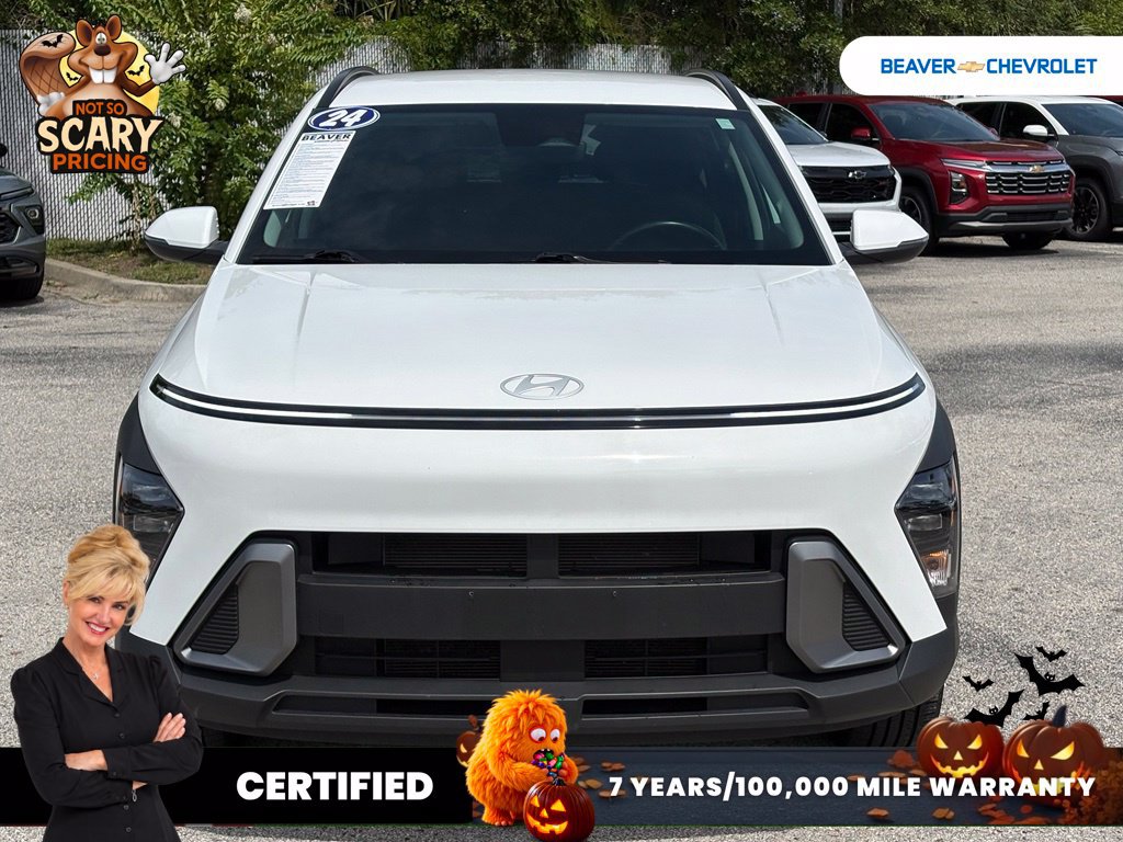 Used 2024 Hyundai Kona SEL AWD/4WD image 3