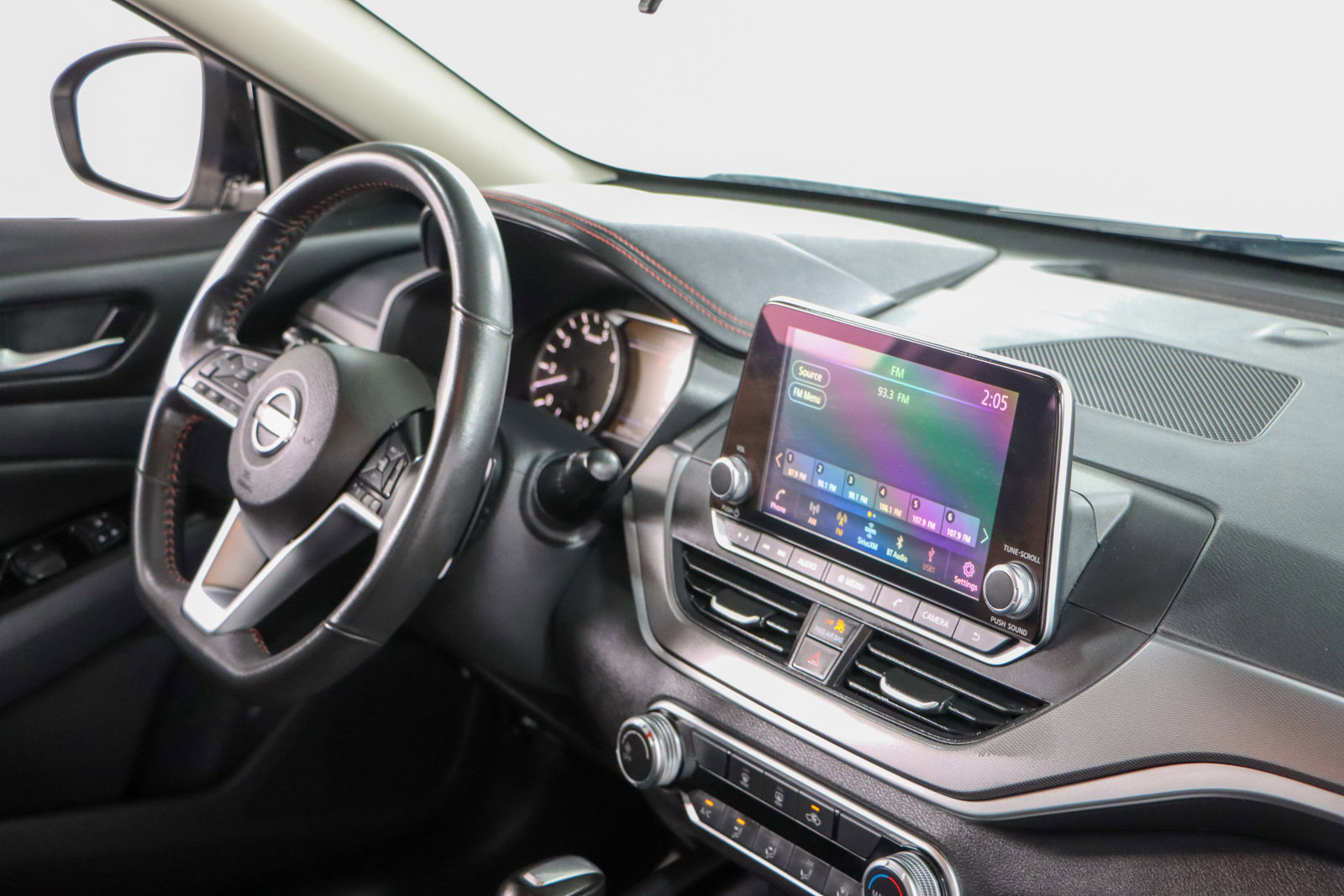 Used 2024 Nissan Altima 2.5 SR image 25