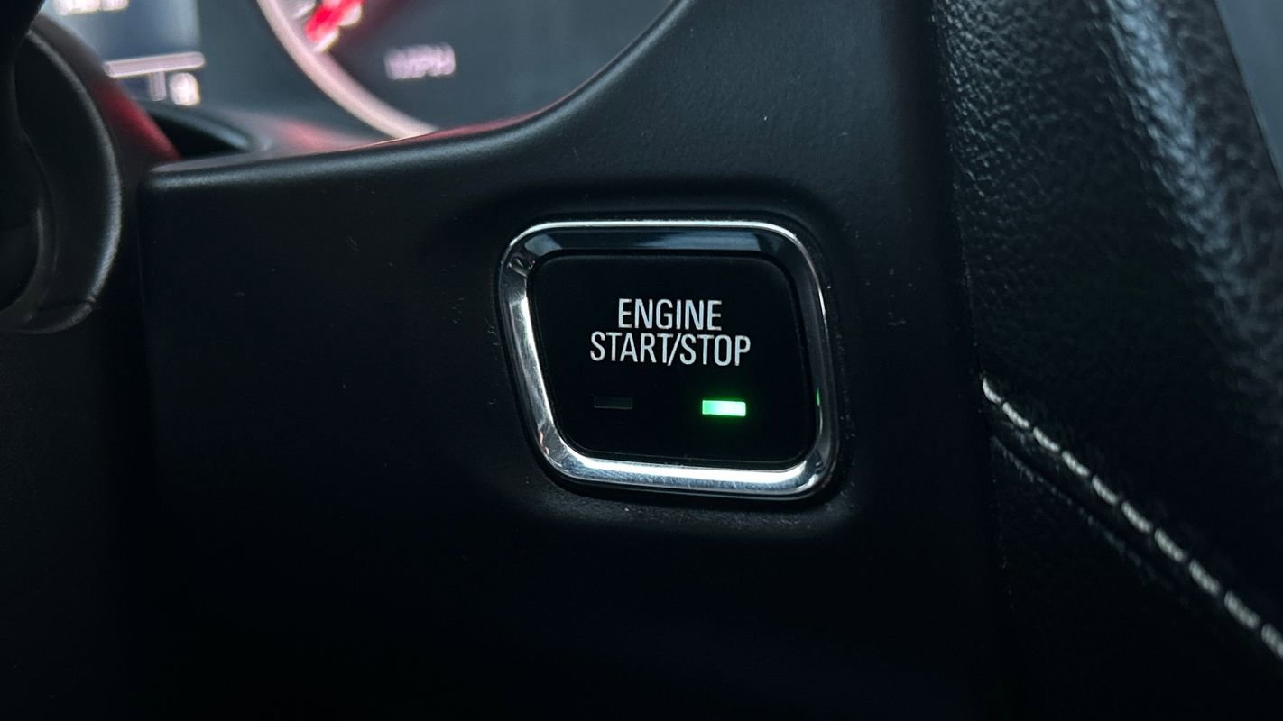 Used 2019 GMC Acadia SLE image 29