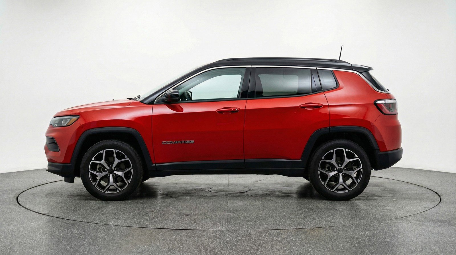 Used 2025 Jeep Compass Limited image 5