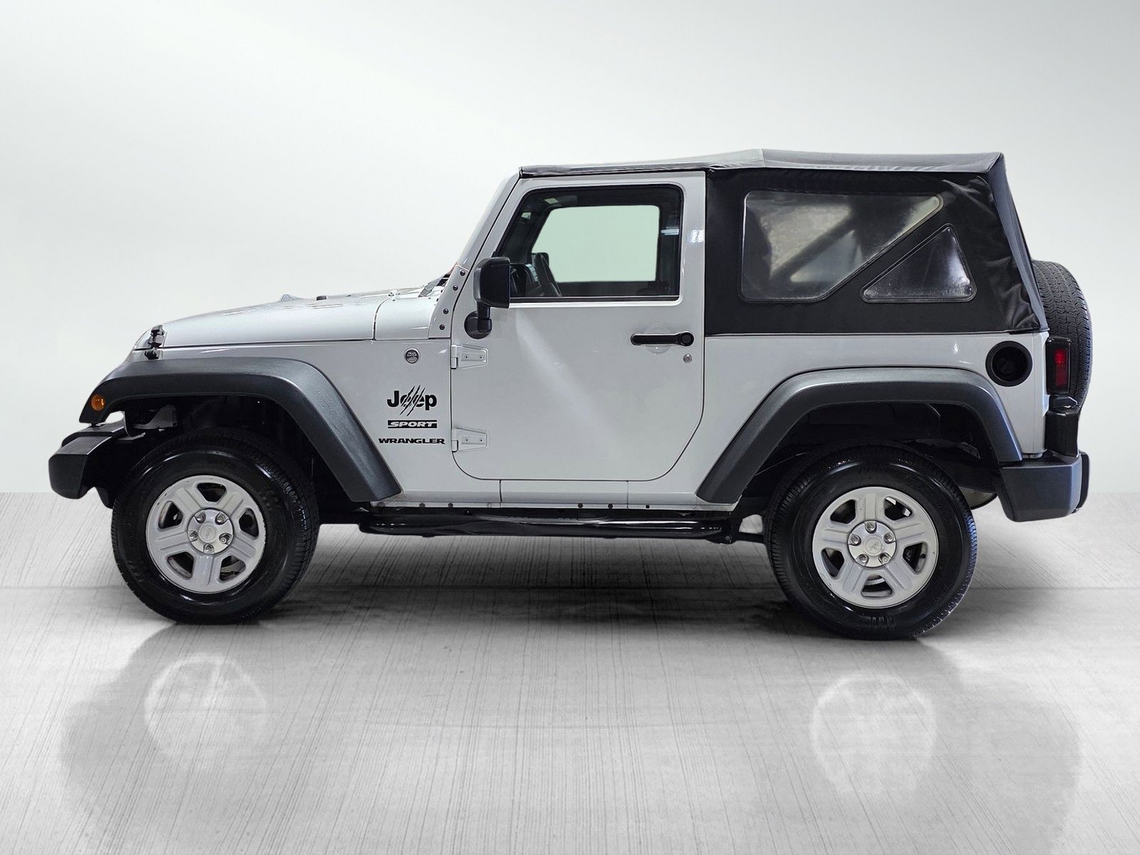 Used 2014 Jeep Wrangler Sport image 4