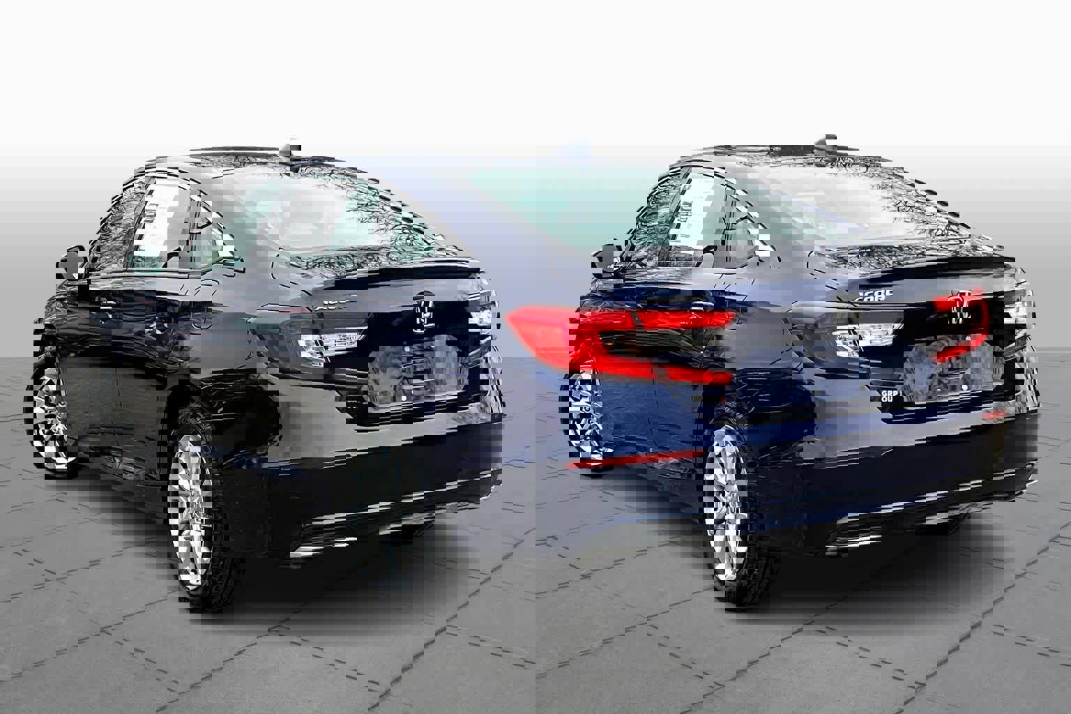 Used 2019 Honda Accord LX image 12