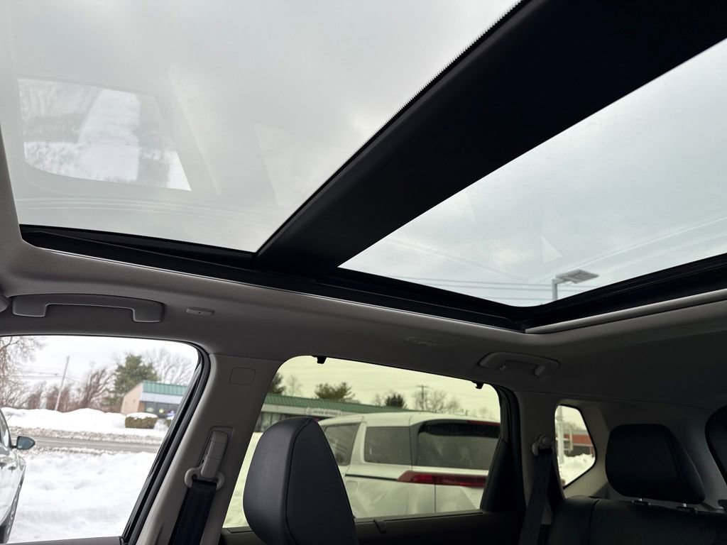 Certified 2023 Nissan Rogue SV w/ SV Premium B Package image 36