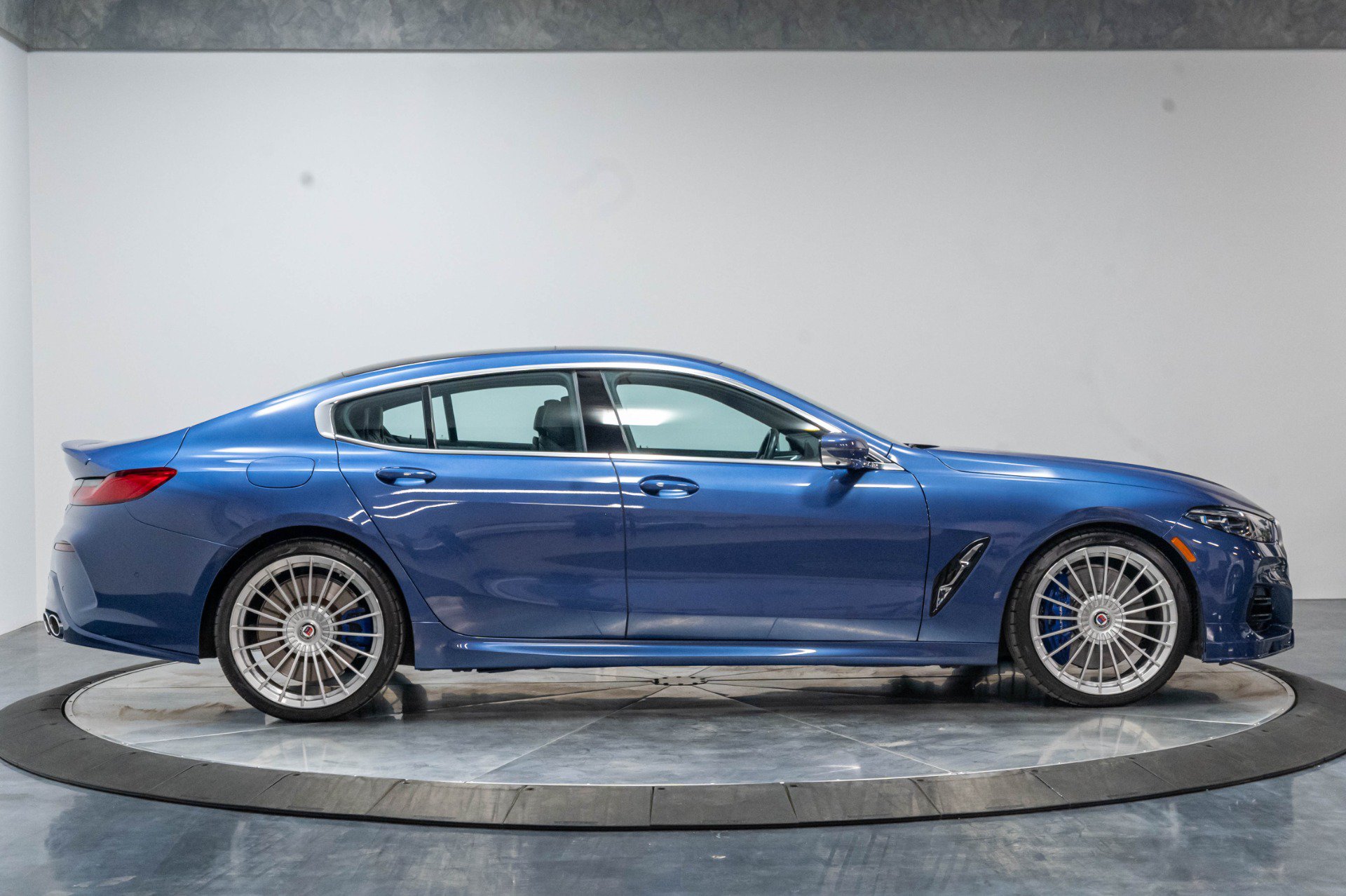 Used 2023 BMW ALPINA B8 xDrive Gran Coupe AWD/4WD image 32