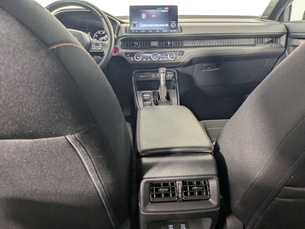 Used 2025 Honda CR-V Sport image 29