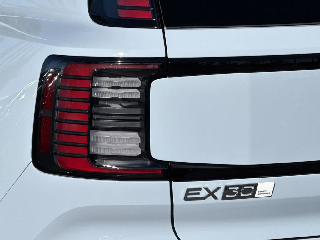 New 2026 Volvo EX30 Ultra w/ Climate Package image 25