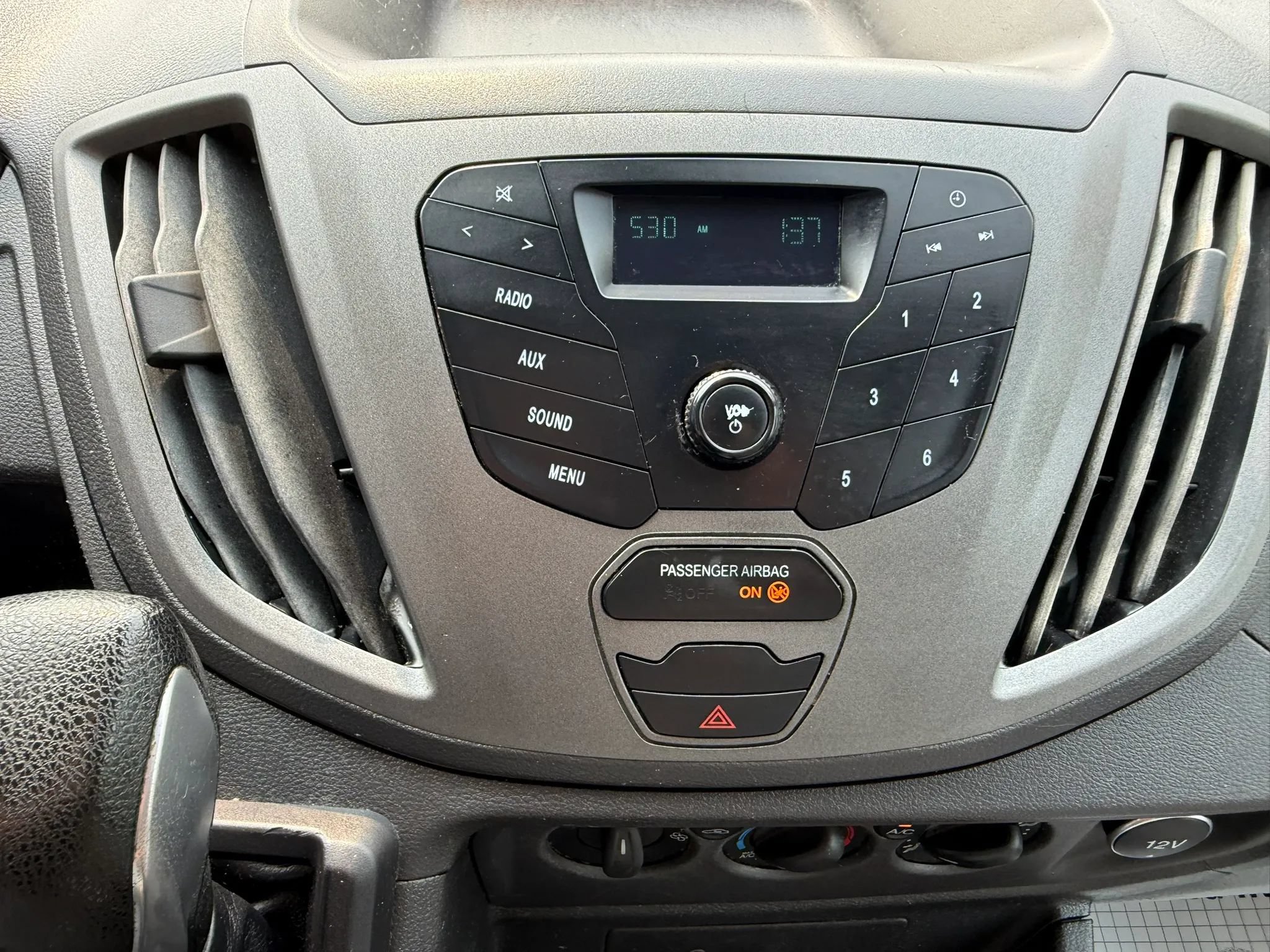 Used 2017 Ford Transit 150 130 Low Roof RWD image 11