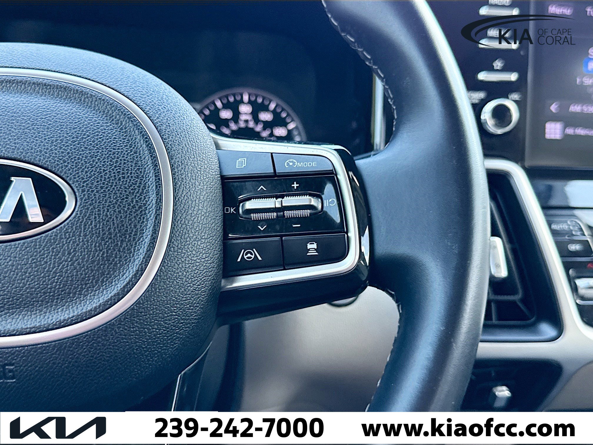 Used 2021 Kia Sorento EX w/ Panoramic Sunroof Package image 39