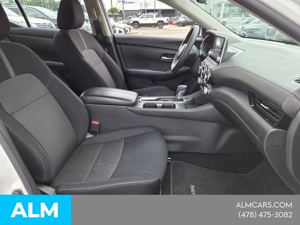Used 2024 Nissan Sentra SV FWD image 17