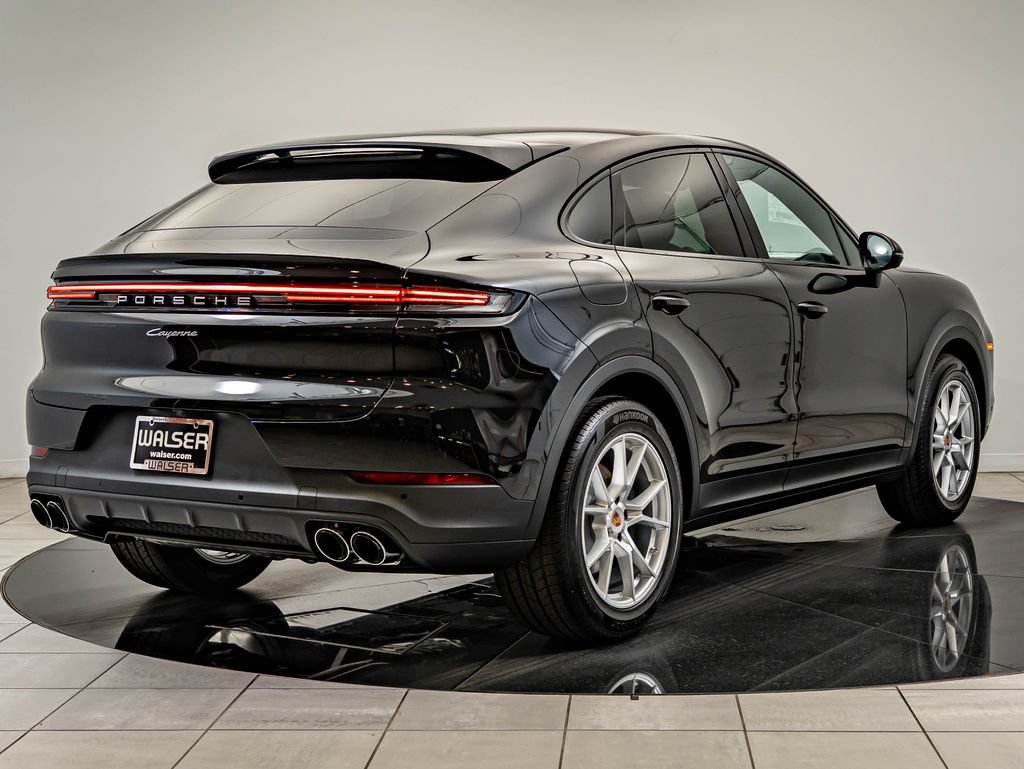 New 2026 Porsche Cayenne Coupe AWD/4WD image 8