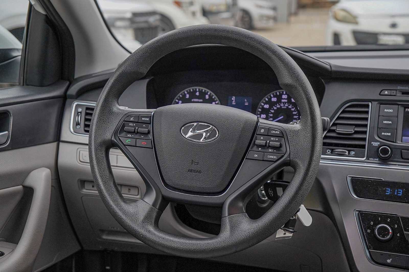 Used 2015 Hyundai Sonata Sport image 25