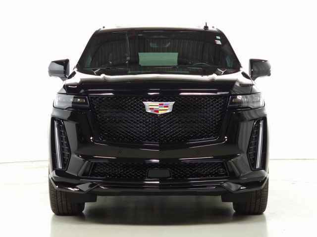 Used 2024 Cadillac Escalade ESV V w/ Heavy-Duty Trailer Package image 13