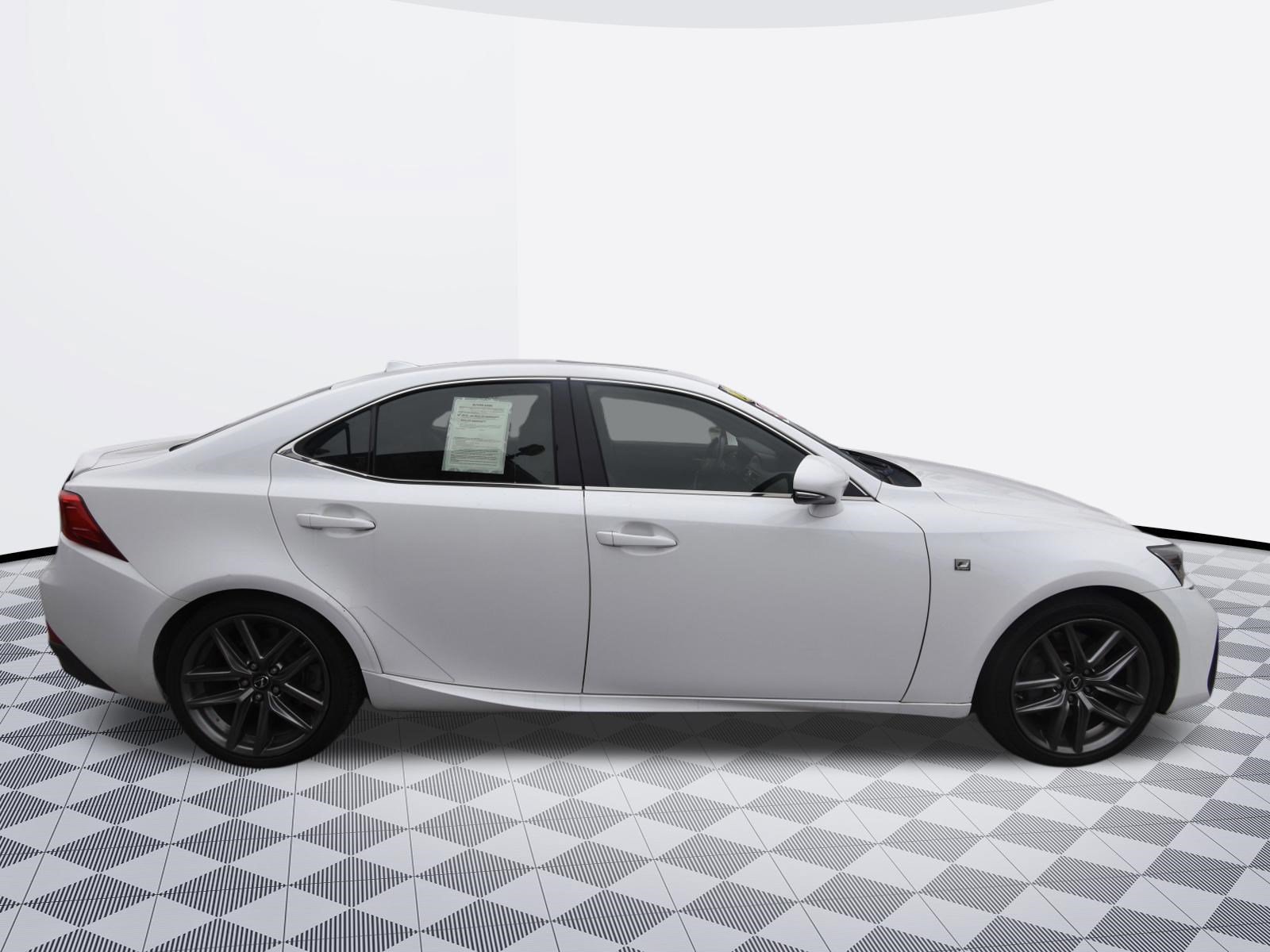Used 2017 Lexus IS 200t F Sport w/ F Sport Package RWD image 4