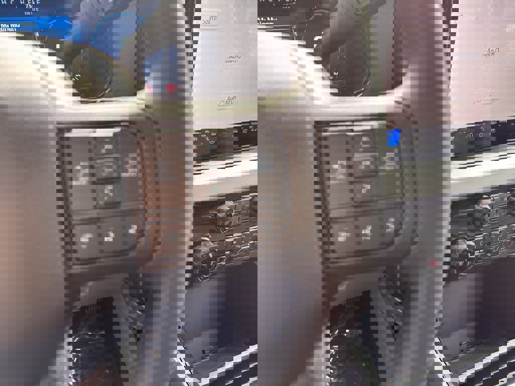 New 2026 Ford F250 XLT w/ XLT Premium Package image 21