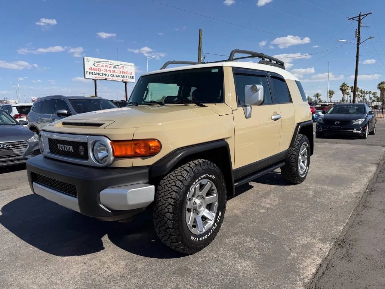 Used 2014 Toyota FJ Cruiser 4WD w/ Upgrade Package image 3