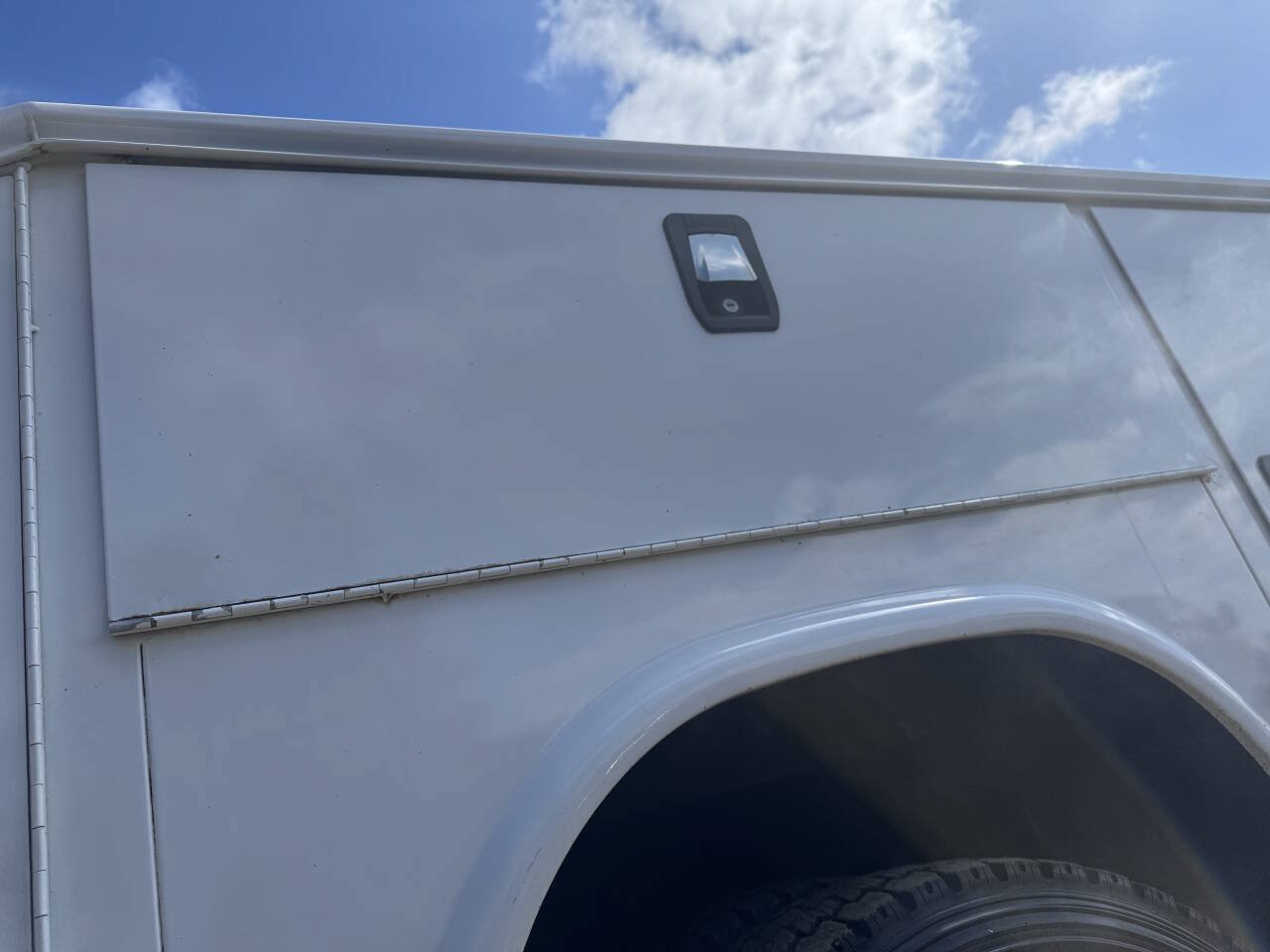 Used 2018 Ford F550 4x4 Regular Cab Super Duty image 19