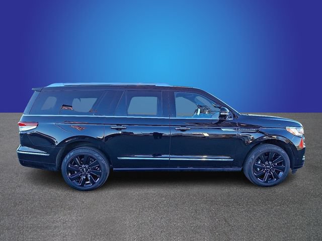 New 2024 Lincoln Navigator L Reserve AWD/4WD image 3