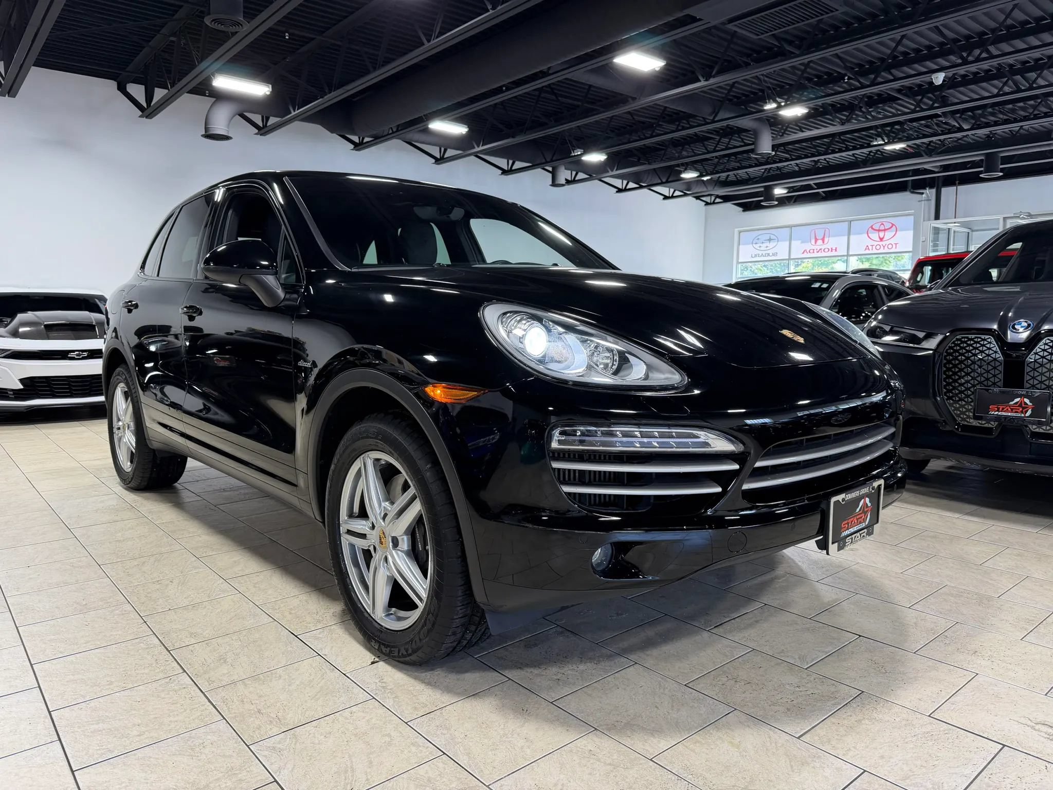 Used 2014 Porsche Cayenne Diesel Platinum Edition AWD/4WD image 9