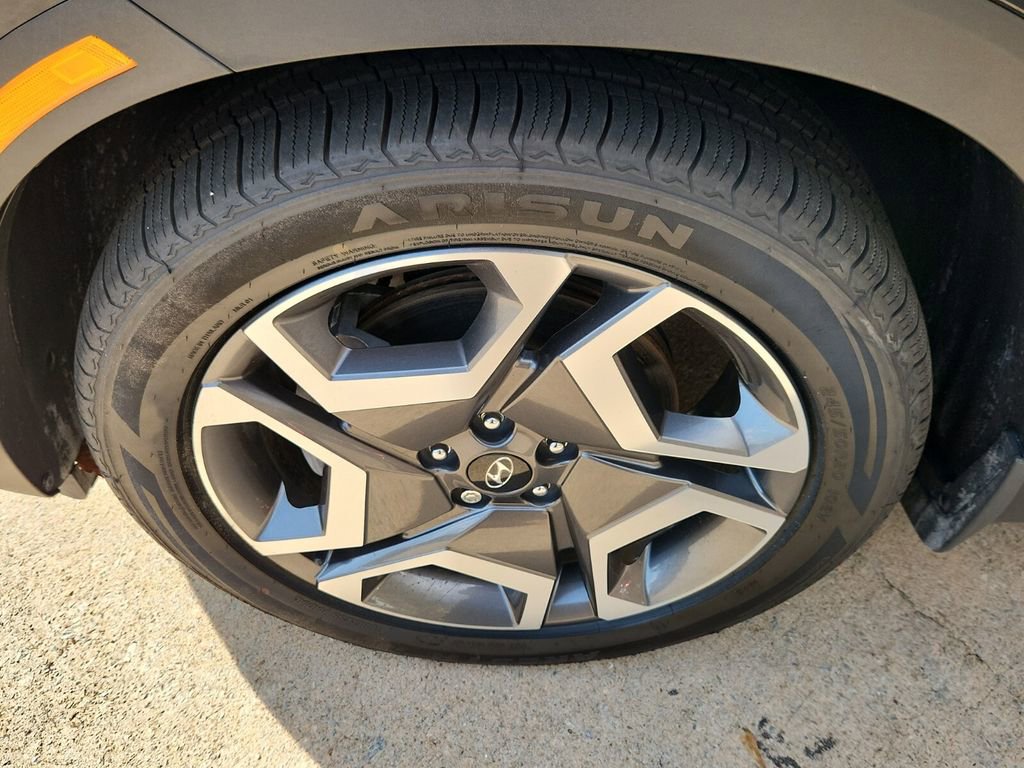 Used 2024 Hyundai Palisade Limited image 10