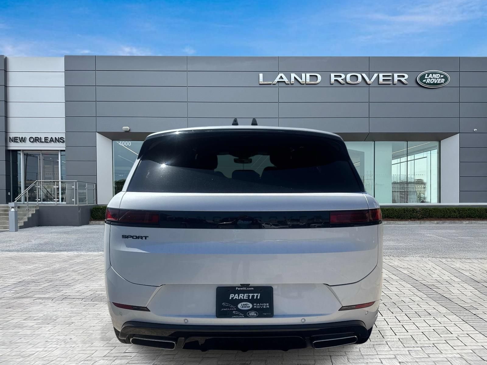 New 2026 Land Rover Range Rover Sport Dynamic SE AWD/4WD image 6