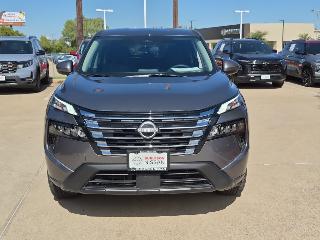Certified 2026 Nissan Rogue SV FWD image 6