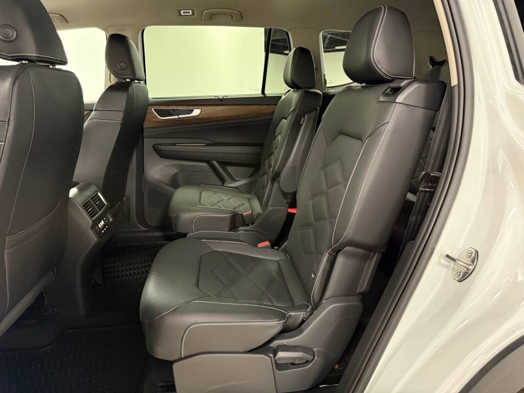 New 2026 Volkswagen Atlas SE image 19