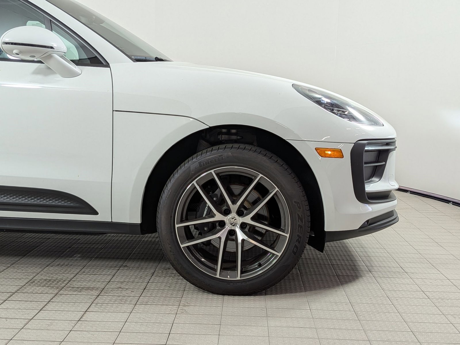 New 2025 Porsche Macan AWD/4WD image 11