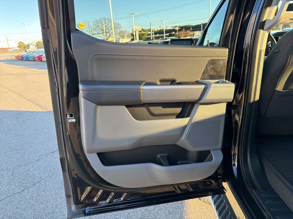 Certified 2022 Ford F150 XLT w/ Equipment Group 302A High image 16