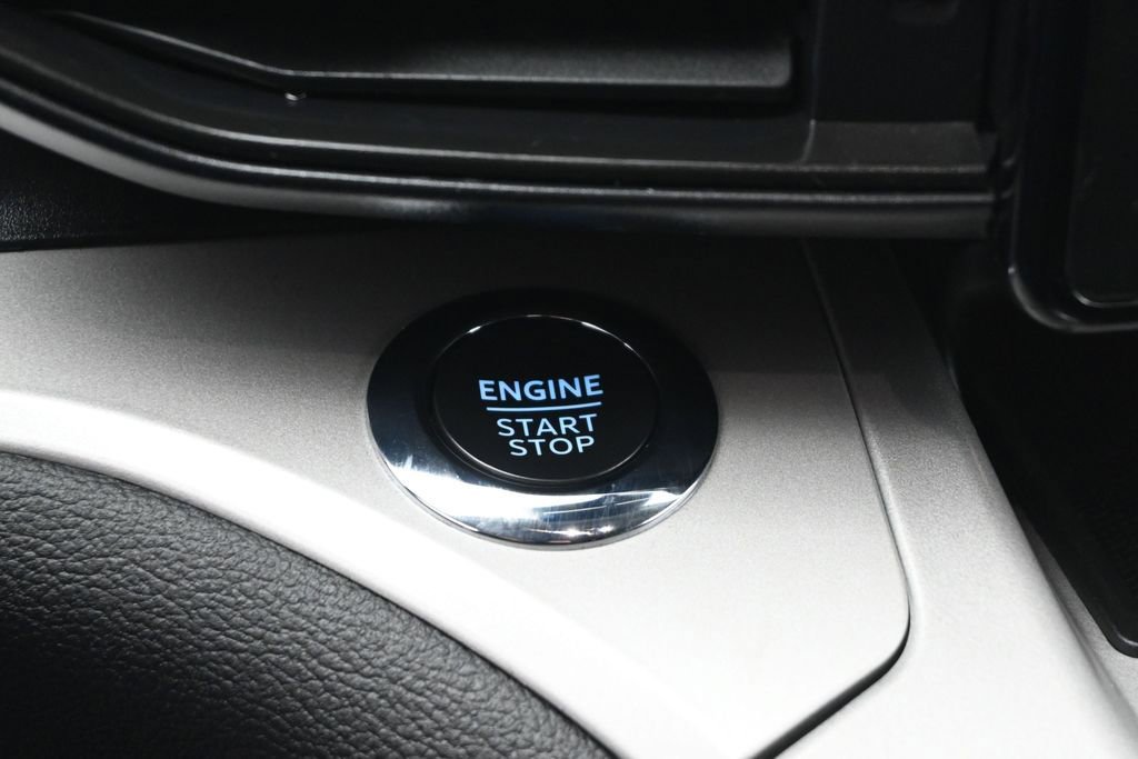 Used 2023 Ford Explorer XLT RWD image 14